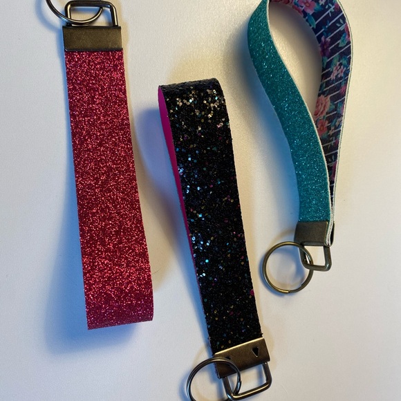 Keychain Wristlets - Picture 3 of 6